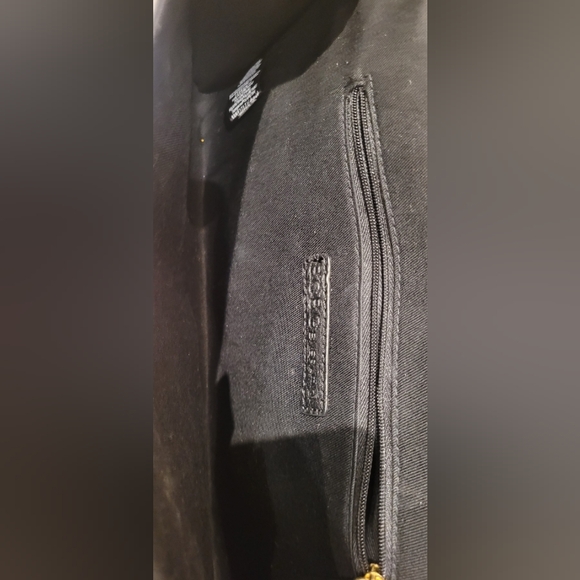 Elegant BCBG Gray Clutch - Picture 5 of 6